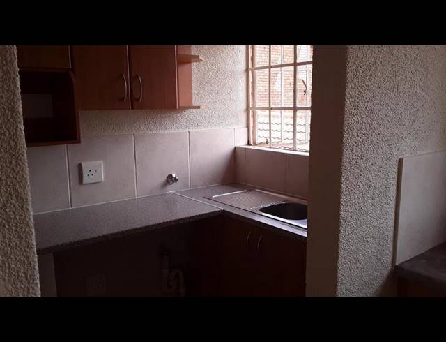 2 BEDROOM PROPERTY TO RENT IN CELTISDAL